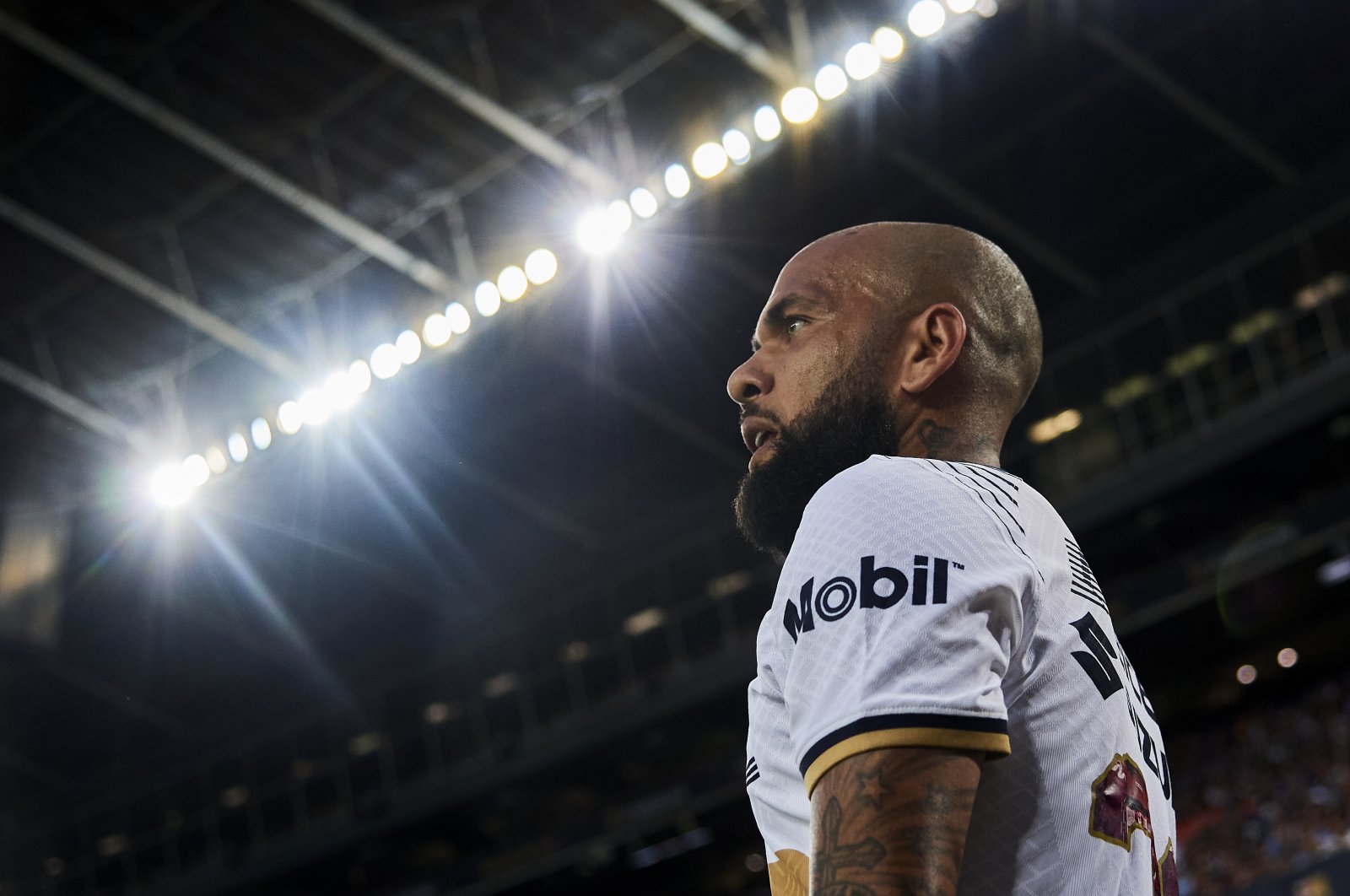 Ex-Pumas&#039; Dani Alves during the Joan Gamper Trophy friendly presentation match between FC Barcelona and Pumas UNAM at Camp Nou, Barcelona, Spain, Aug. 7, 2022. (Getty Images Photo)