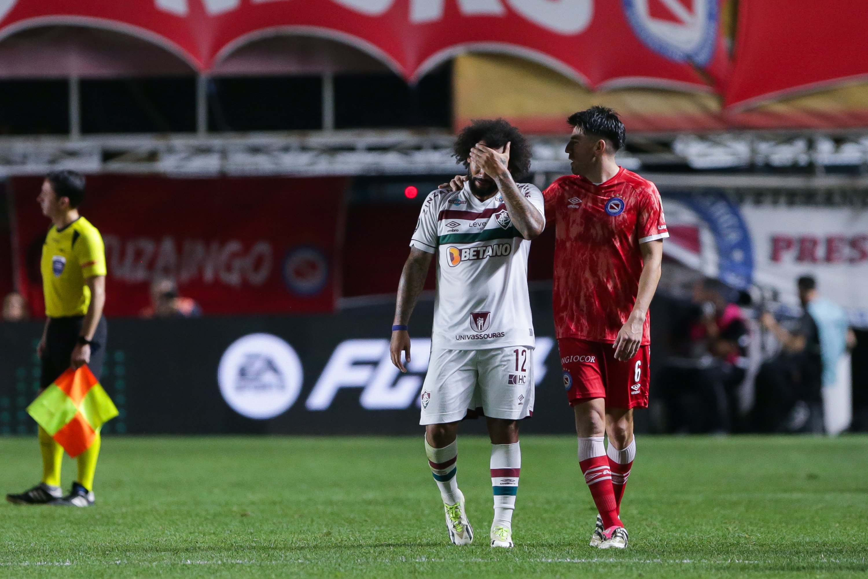 Marcelo red card, horrific Sanchez's injury rock Copa Libertadores ...