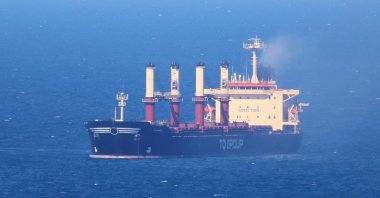 Turkish-flagged bulker TQ Samsun, carrying grain under the Black Sea Grain Initiative, is pictured in the Black Sea, north of the Bosporus near Istanbul, Türkiye, July 17, 2023. (Reuters Photo)