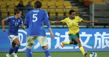 South Africa's Hildah Magaia (R) shoots during the Australia and New Zealand 2023 Women's World Cup Group G football match against Italy at Wellington Stadium, Wellington, New Zealand, Aug. 2, 2023. (AFP Photo)