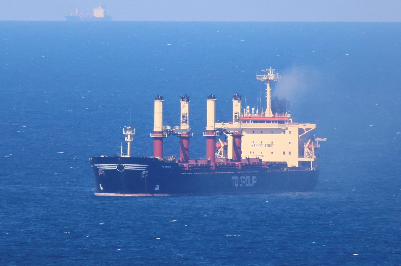 Turkish-flagged bulker TQ Samsun, carrying grain under the Black Sea Grain Initiative, is pictured in the Black Sea, north of the Bosporus near Istanbul, Türkiye, July 17, 2023. (Reuters Photo)
