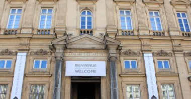 The entrance of the fine arts museum, Lyon, France. (Shutterstock Photo)