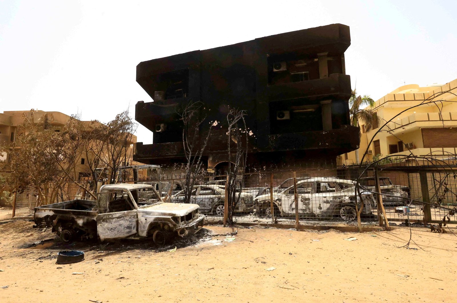 20 civilians dead as clashes continue to blight Sudan’s Khartoum