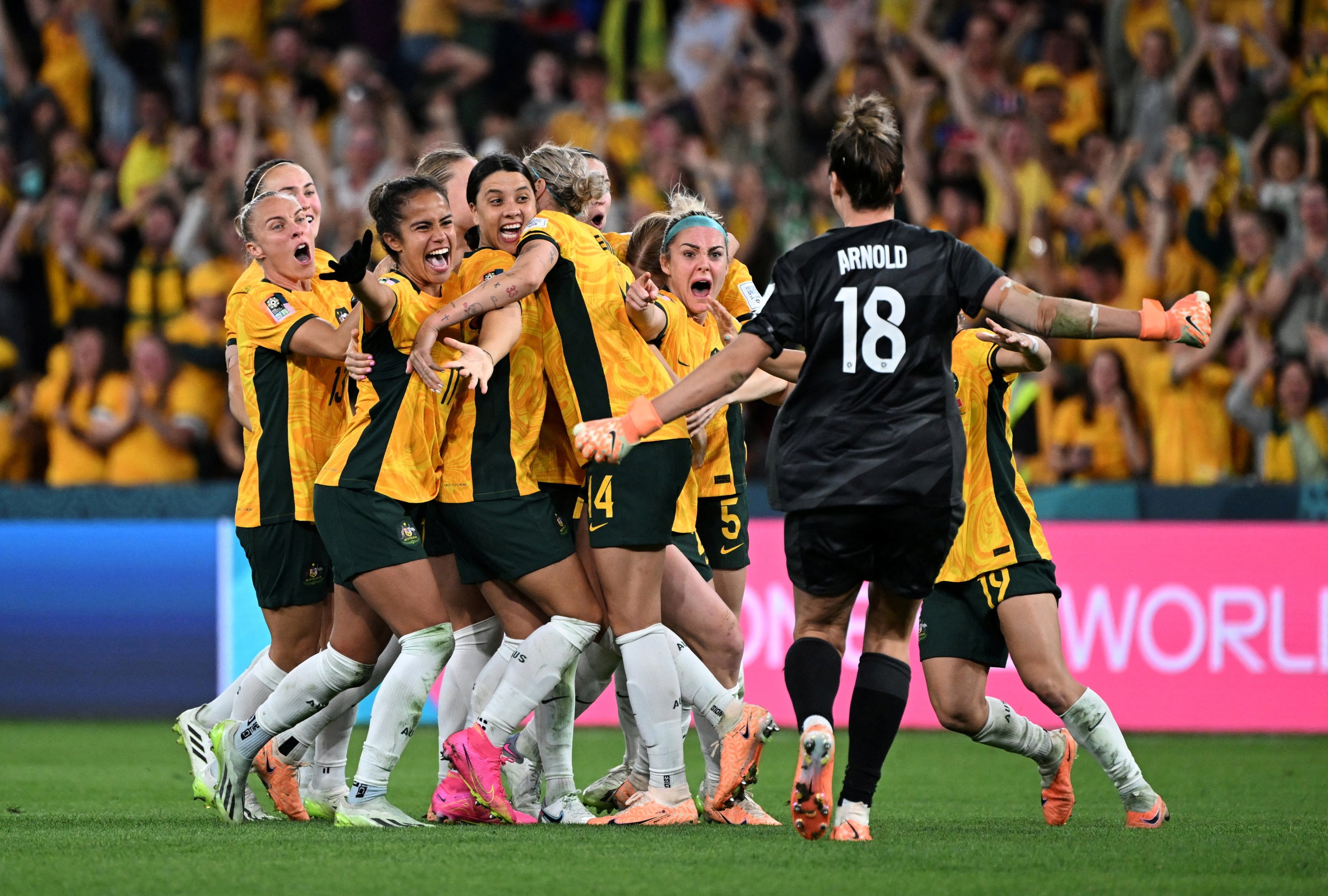 Australia's players celebrate winning the match after a penalty shootout in their Women's World Cup quarterfinal against France, Brisbane, Australia, Aug. 12, 2023. (Reuters Photo)