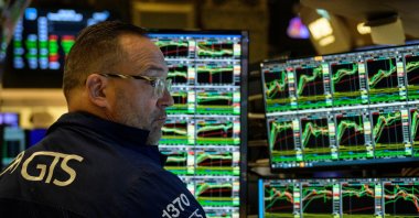 Traders work the floor of the New York Stock Exchange in New York City, U.S., July 25, 2023. (AFP Photo)