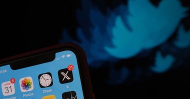 This photo illustration shows the X logo (formerly Twitter) on a smartphone screen in Los Angeles, California, U.S., July 31, 2023. (AFP Photo)