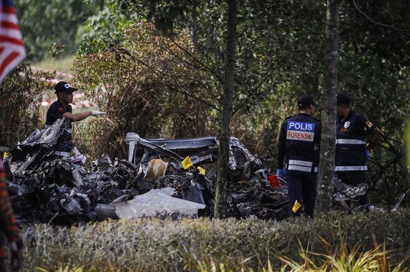 Malaysia launches probe into light plane crash that killed 10
