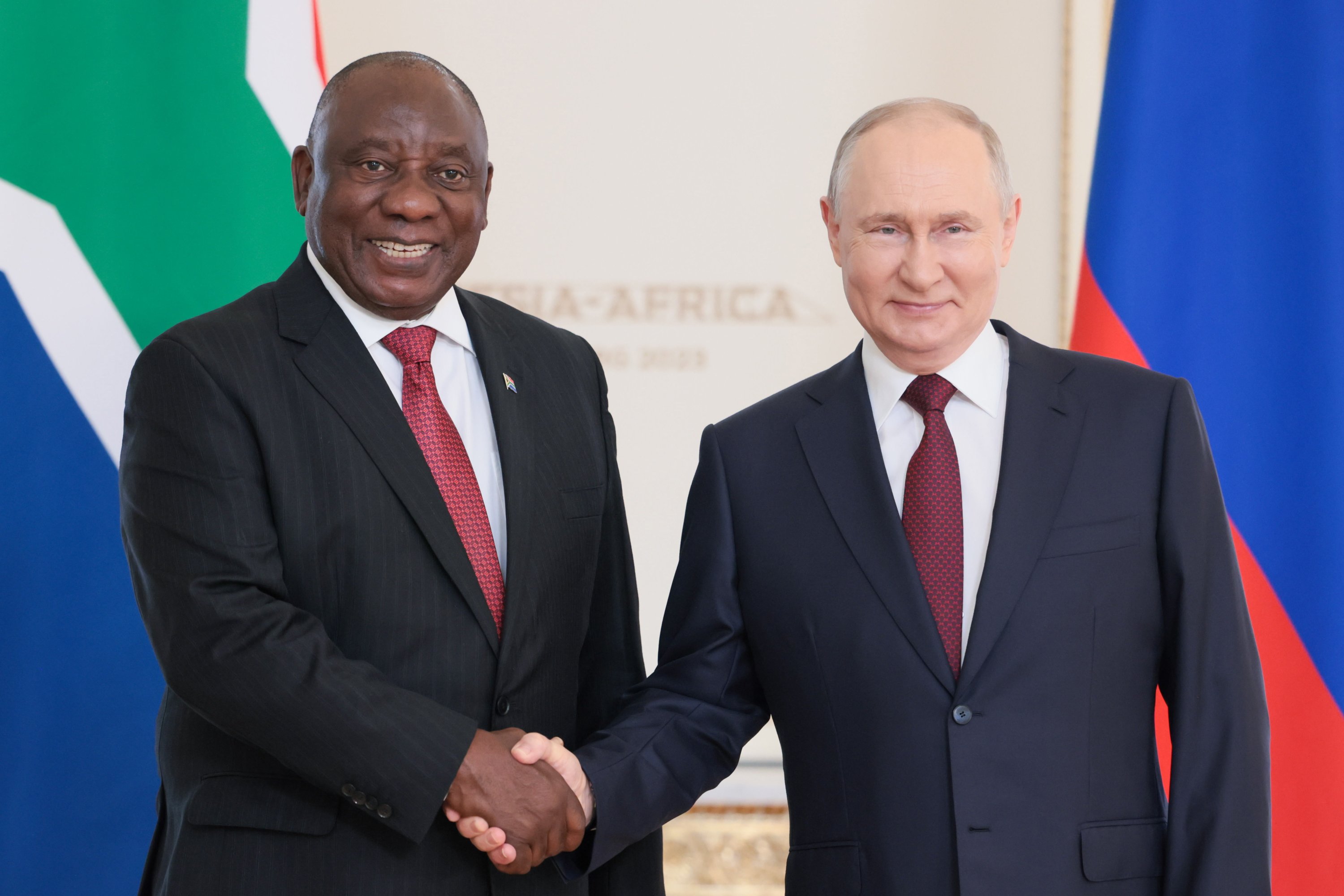 Саммит 2023 россия. Мохамед Базум саммит Африка Россия.