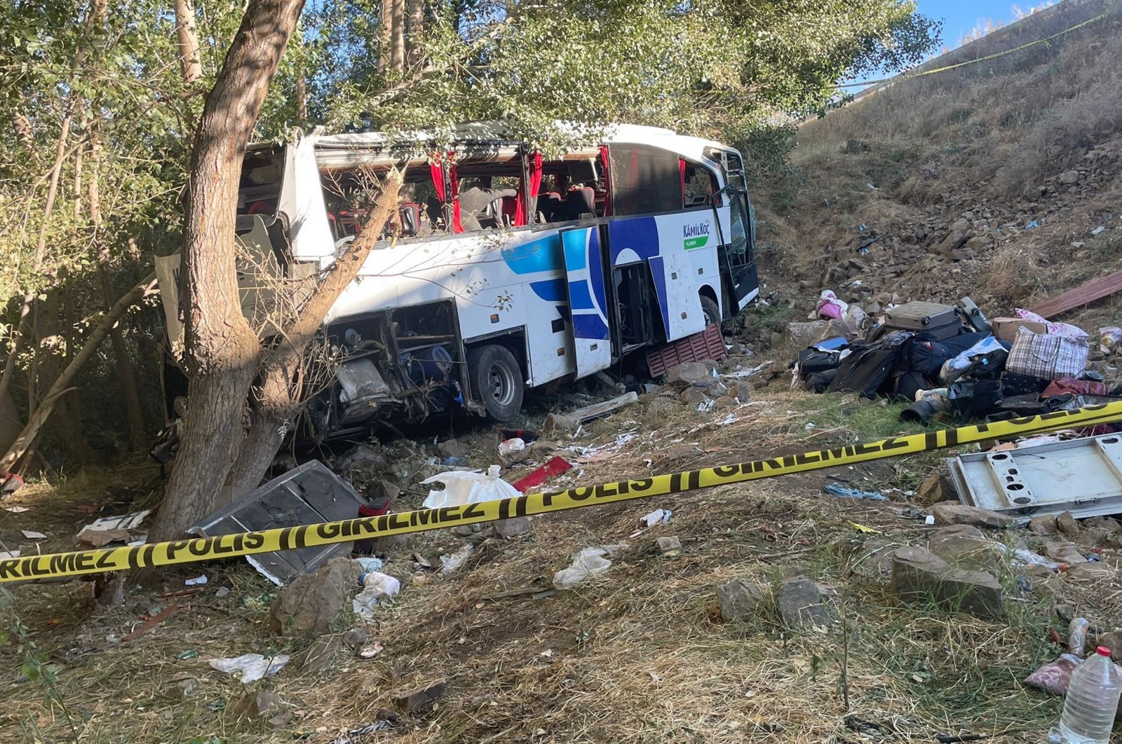 The scene of the accident after a passenger bus plunged into a ravine, Yozgat, central Türkiye, Aug. 21, 2023. (AA Photo)