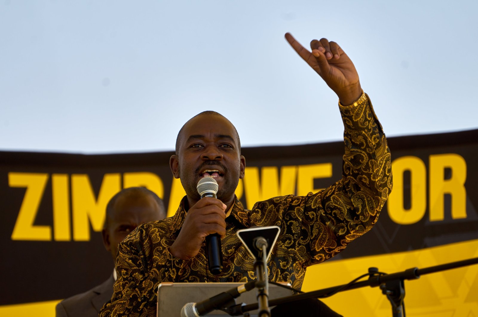 Youthful Chamisa poised to finally ‘change’ Zimbabwe ahead of polls