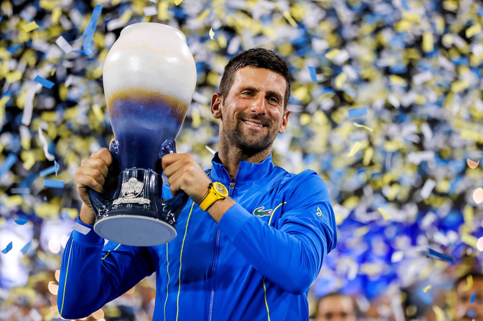 Novak Djokovic holds the Rookwood Cup after the victory over Carlos Alcaraz (ESP) during the men&#039;s singles final of the Western and Southern Open tennis tournament at Lindner Family Tennis Center, OHIO, US., Aug 20, 2023. (Reuters Photo)