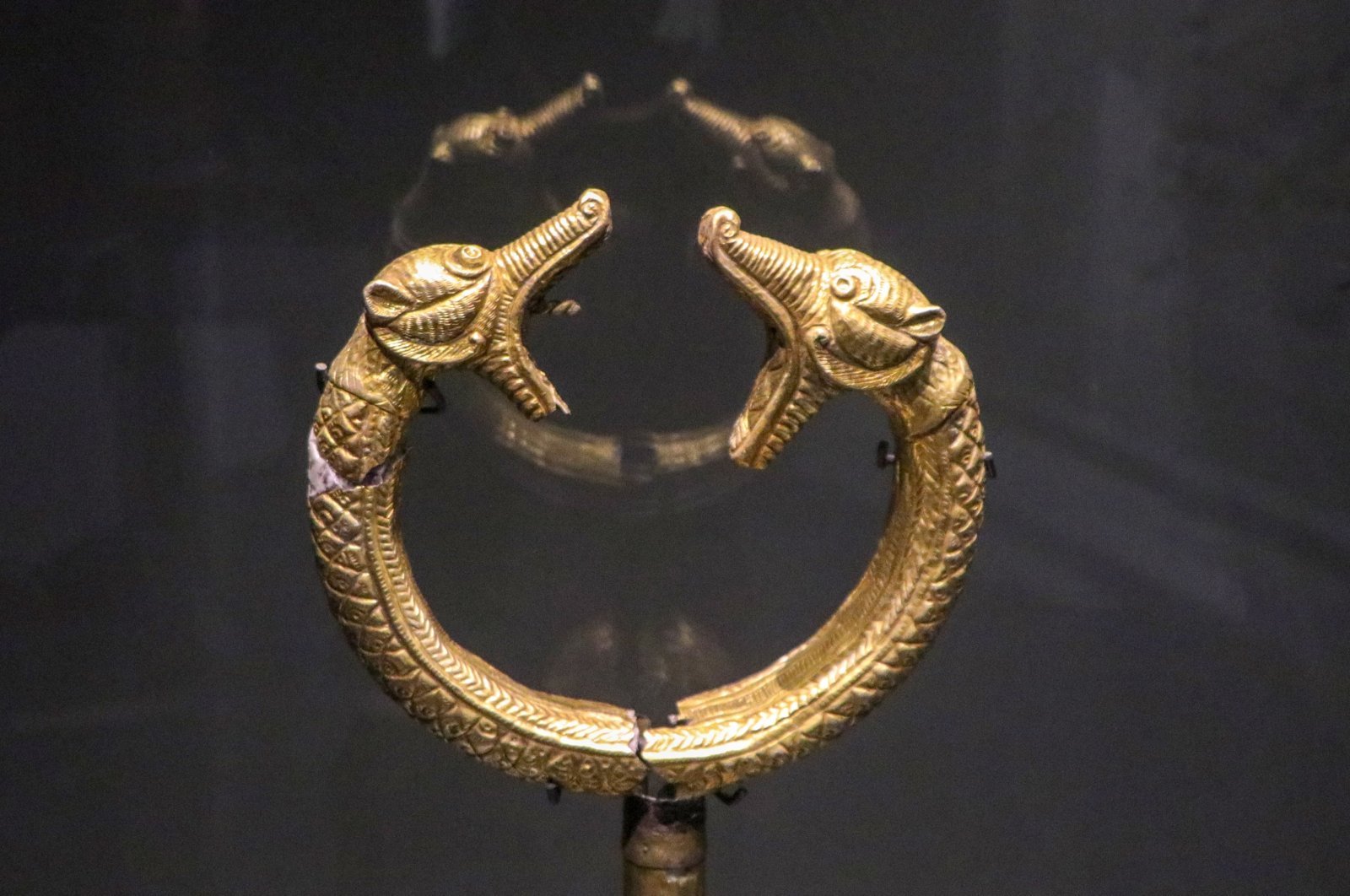 The double-headed dragon motif displayed in Erzurum Museum, Erzurum, eastern Türkiye, May 19, 2023. (AA Photo)