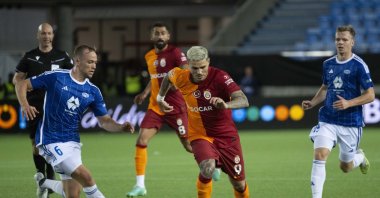 Galatasaray's Mauro Icardi drives the ball during the UEFA Champions League playoffs tie against Molde, Molde, Norway, Aug. 23, 2023. (AA Photo)
