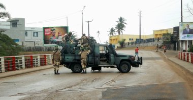 Soldiers of the Republican Guard stand on their armed pick-up in a street in Libreville, Gabon, Aug. 30, 2023. (Reuters Photo)