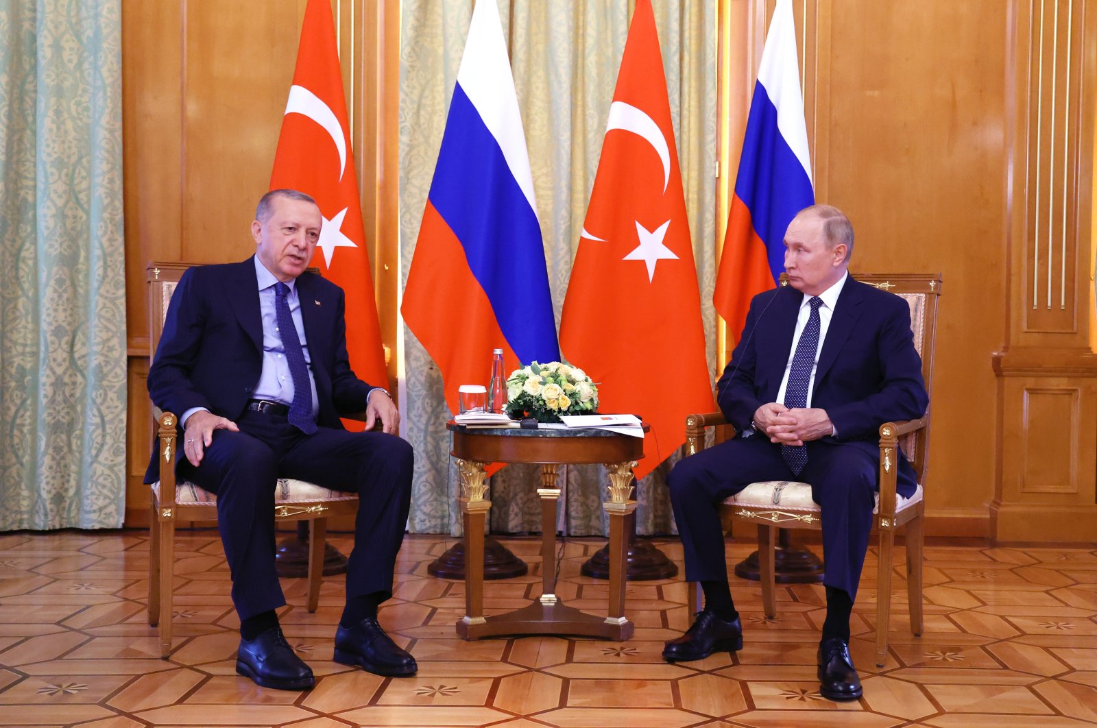 Eyes on Erdoğan-Putin summit as Türkiye steps up grain deal diplomacy