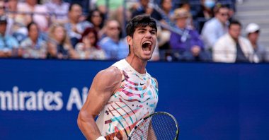 Spain&#039;s Carlos Alcaraz celebrates a point against Britain&#039;s Daniel Evans during their U.S. Open tennis tournament men&#039;s singles third round match at the USTA Billie Jean King National Tennis Center, New York, U.S., Sept. 2, 2023. (AFP Photo)