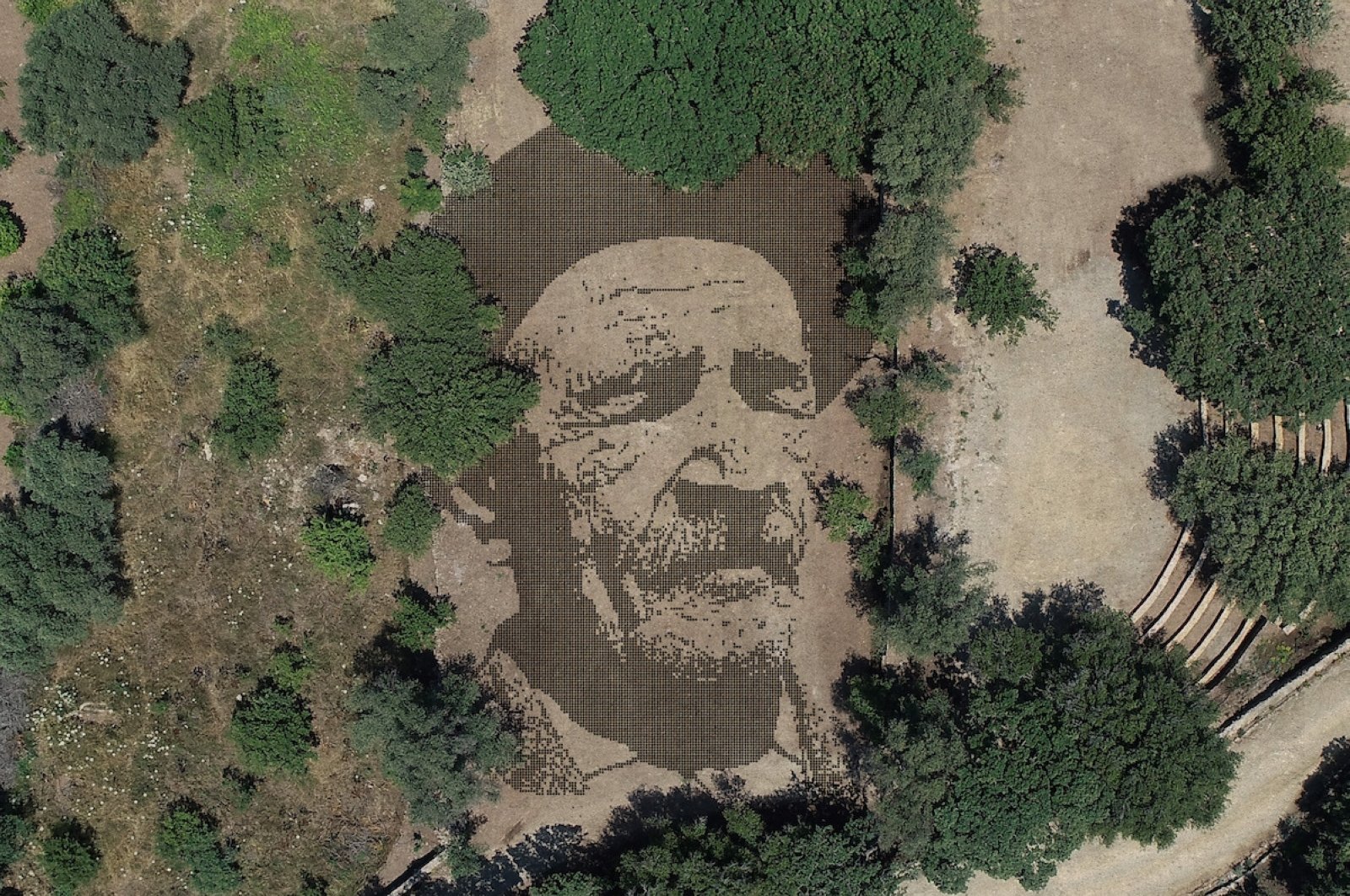 Monumental earth portrait honors Turkish folk poet Aşık Veysel | Daily ...