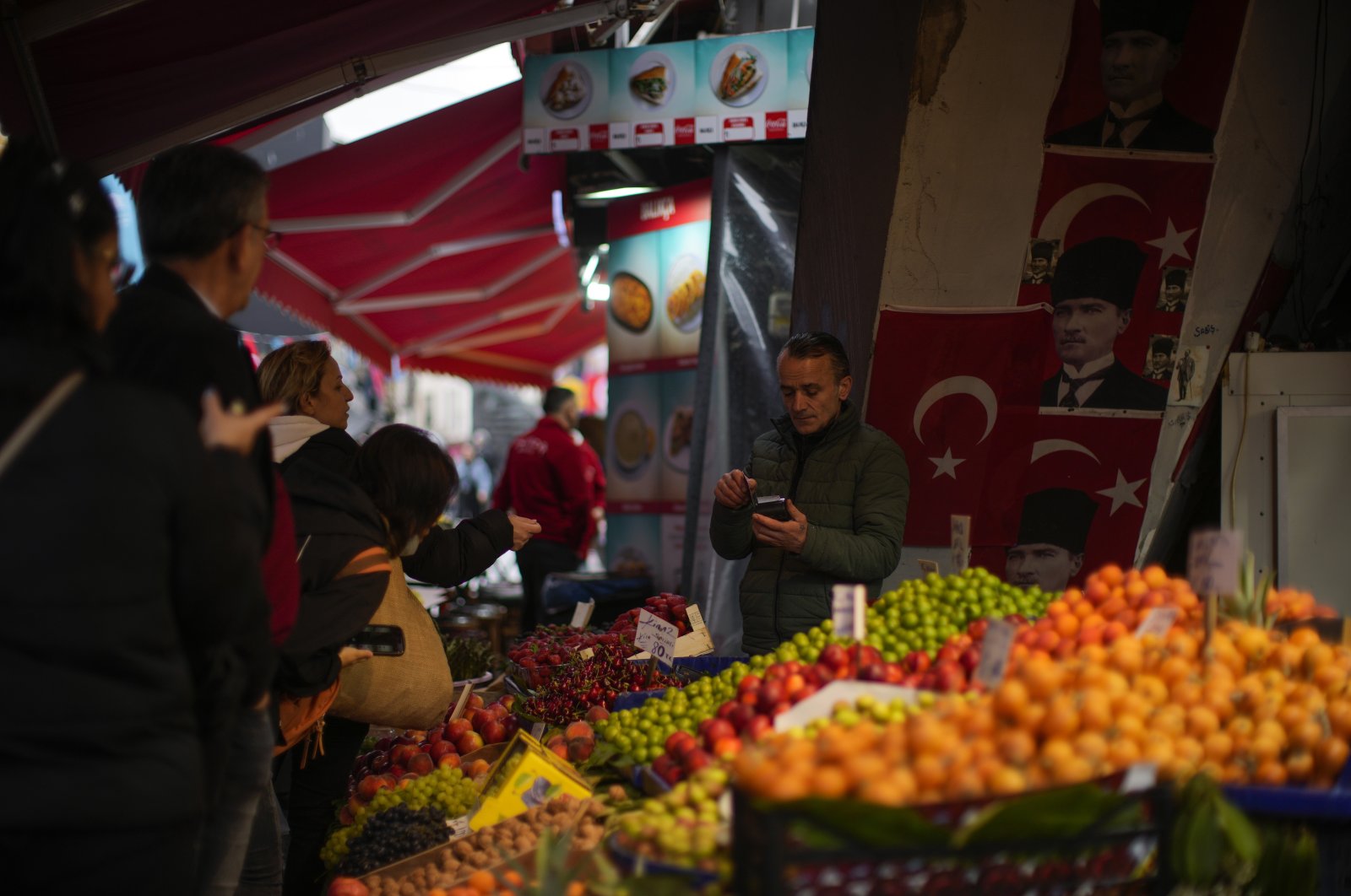 Türkiye urges ‘patience’ as inflation jumps to nearly 60% in August