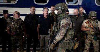 U.S. Secretary of State Antony Blinken stands next to Ukrainian security forces before departing at the Kyiv-Pasazhyrskyi station, in Kyiv, Ukraine, Sept. 7, 2023. (Reuters Photo)