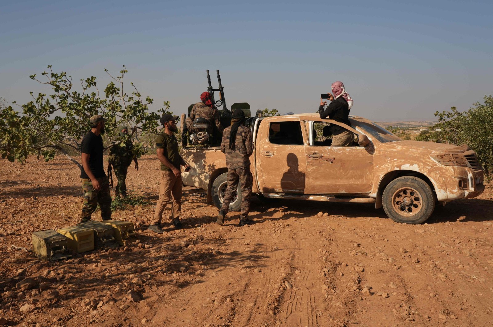 Arab fighters are positioned on the Mahsali and Arab Hasan front line on the outskirts of Manbij as they fight the PKK/YPG, northeastern Syria, Sept. 4, 2023. (AFP Photo)