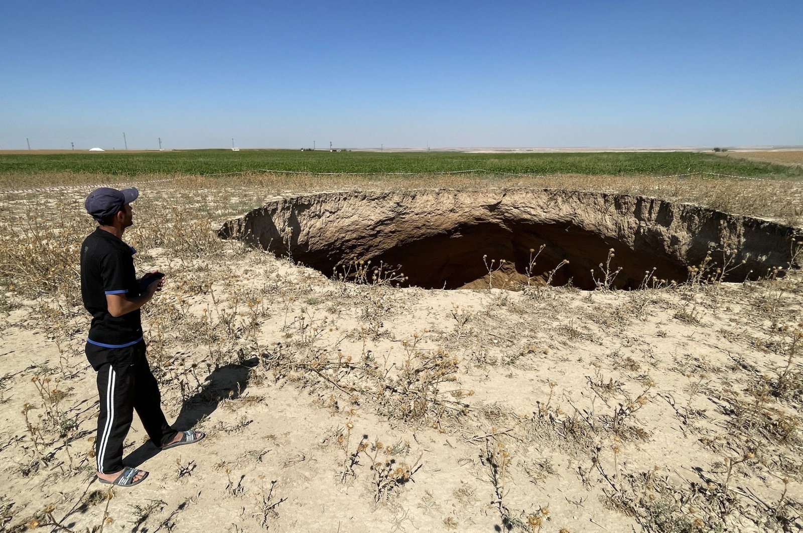 Drought, underground water use increases sinkholes in Türkiye