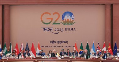 India's Prime Minister Narendra Modi (C) along with world leaders attends the closing session of the G20 Leaders' Summit in New Delhi, India, Sept. 10, 2023. (AFP Photo)