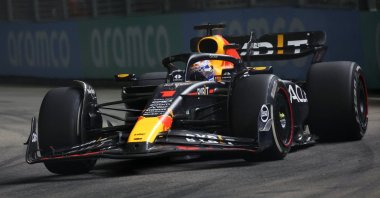 Red Bull&#039;s Max Verstappen in action during the Singapore Grand Prix race at the Marina Bay Street Circuit, Singapore, Sept. 17, 2023. (Reuters Photo)