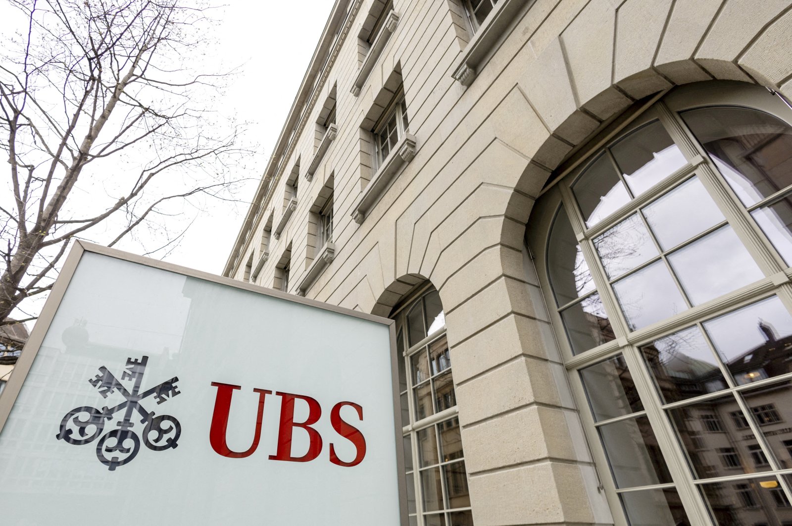 UBS tags S. Korea, India, others as ‘slow’ on Credit Suisse approval