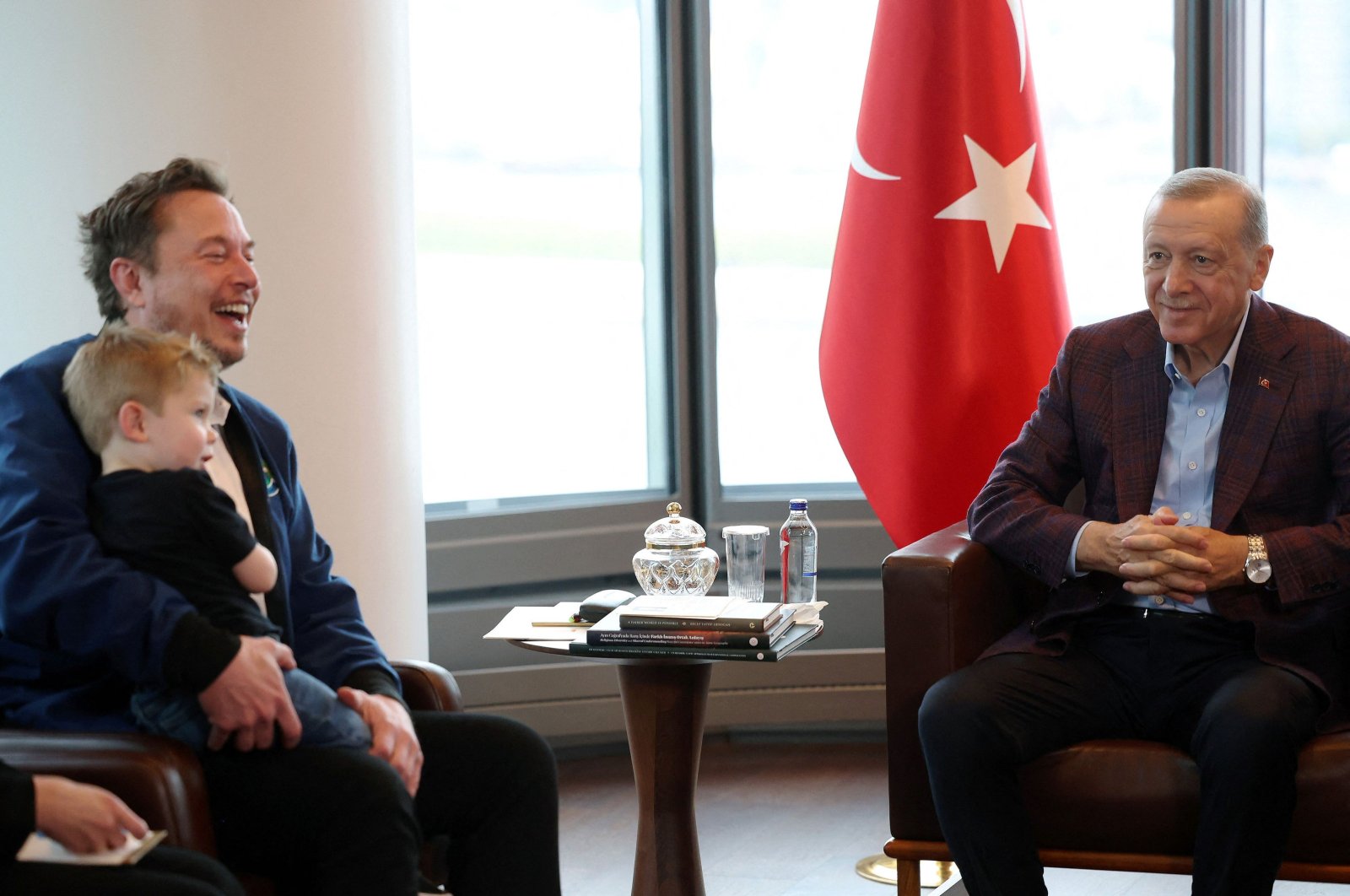 President Recep Tayyip Erdoğan (R) talks with Elon Musk ahead of the 78th session of the U.N. General Assembly at the Turkish House in New York, U.S., Sept. 17, 2023. (AFP Photo)