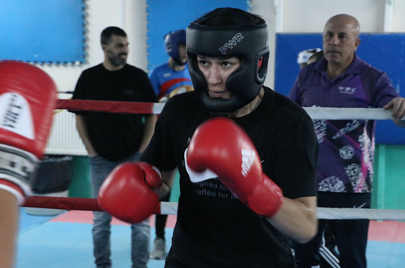 Turkish boxer Hatice Akbaş trains at the Bayburt Youth and Sports Directorate facilities, Bayburt, Türkiye, Sept. 18, 2023. (AA Photo)