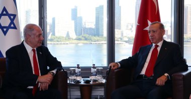 President Recep Tayyip Erdoğan receives Israeli Prime Minister Benjamin Netanyahu (L) at the Turkish House (Türkevi) during a U.S. visit for the 78th session of the United Nations General Assembly, New York, U.S., Sept. 19, 2023. (AA Photo)