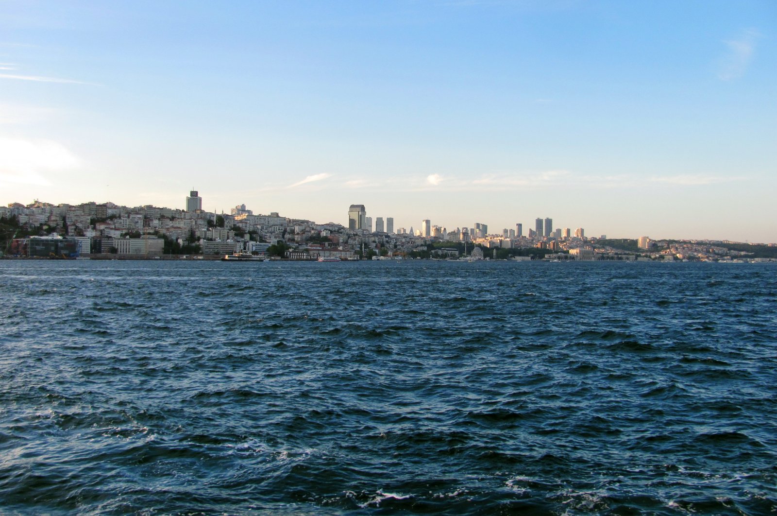 Istanbul&#039;s shoreline is seen from the Marmara Sea, Türkiye, May 2018. (Shutterstock Photo)