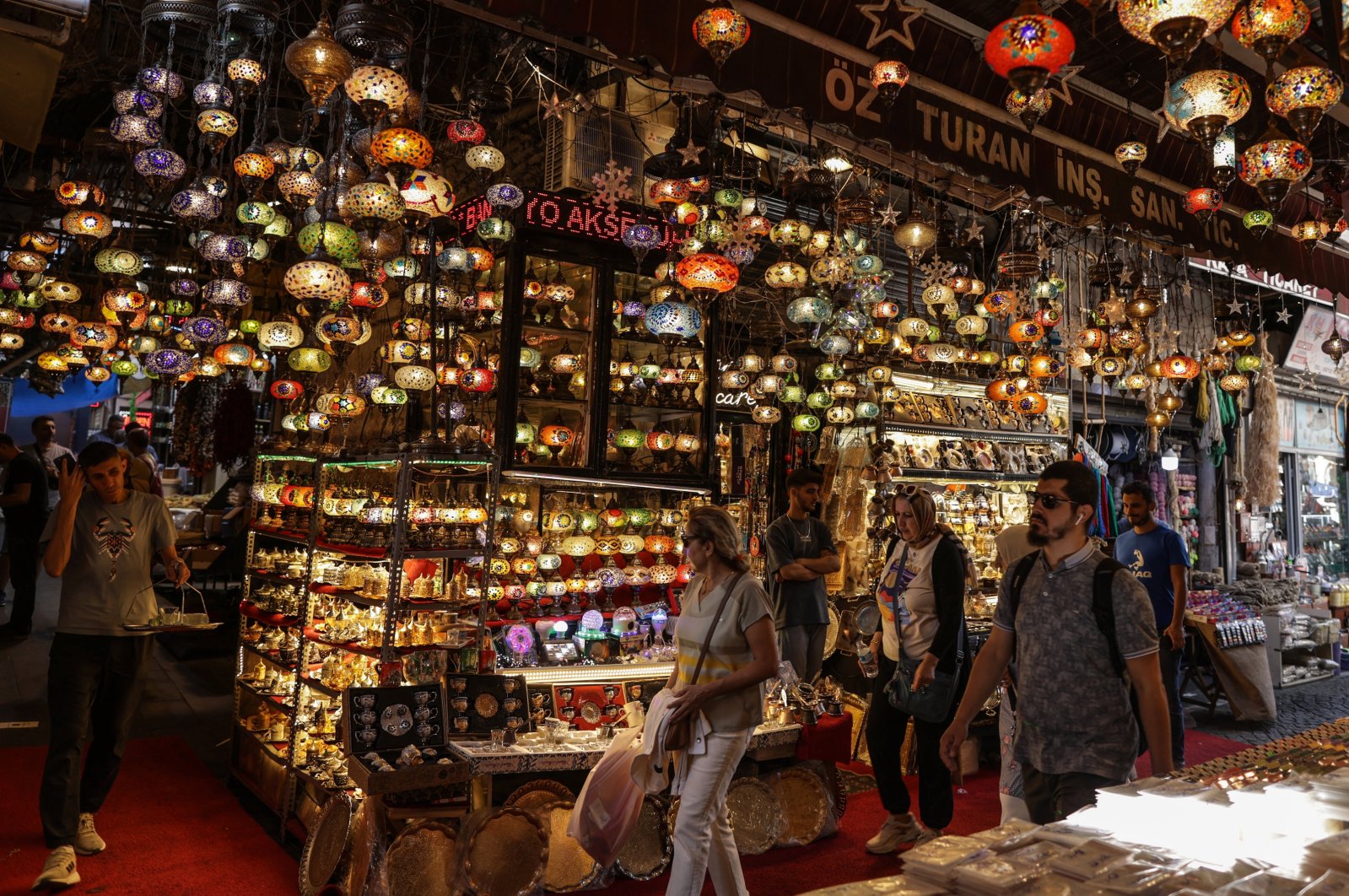 People walk at the Tahtakale Bazaar in Istanbul, Türkiye, Sept. 19, 2023. (EPA Photo)