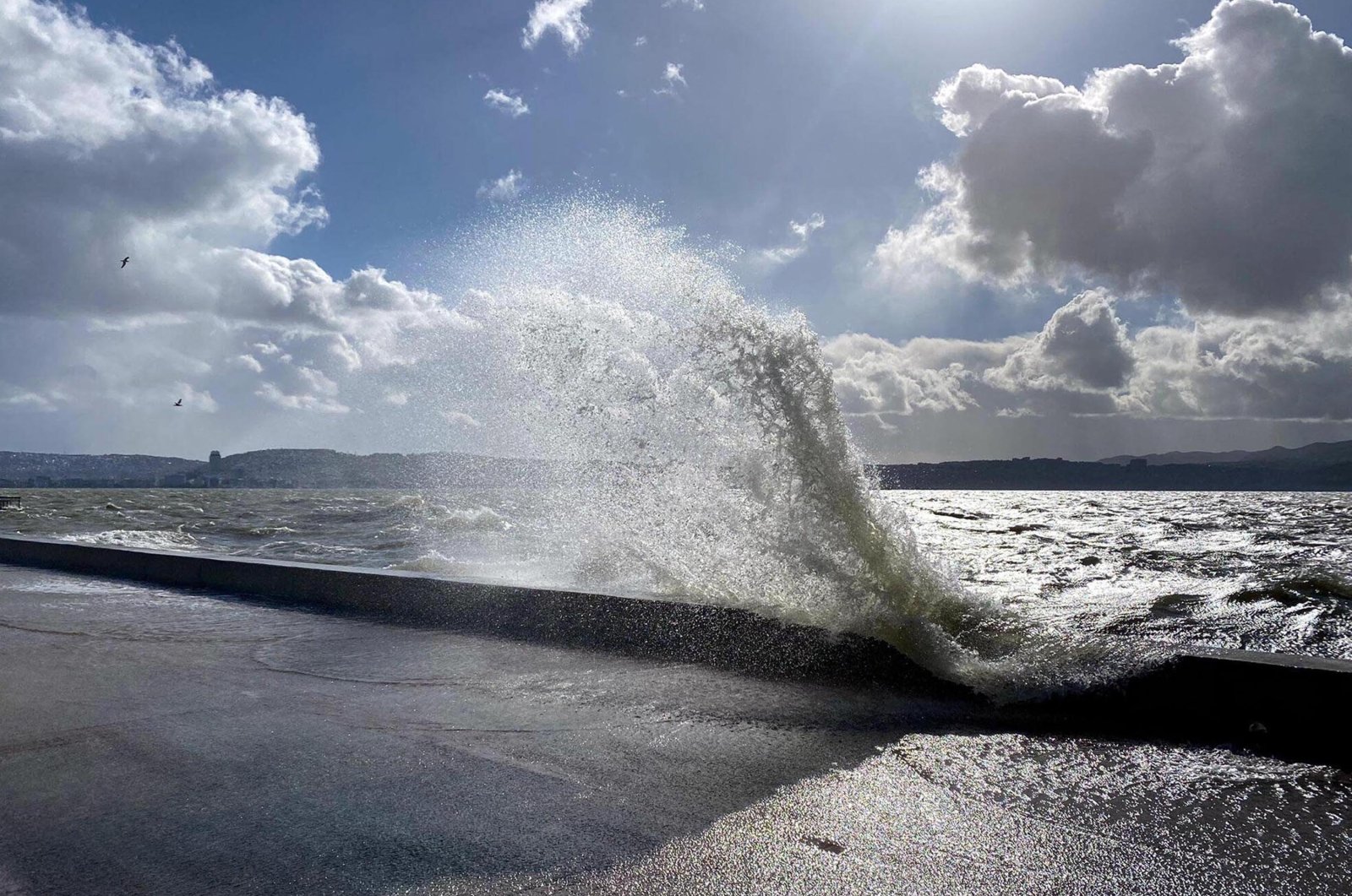 A wave breaks on the shore of the Aegean Sea, Izmir, Türkiye. (DHA Photo)