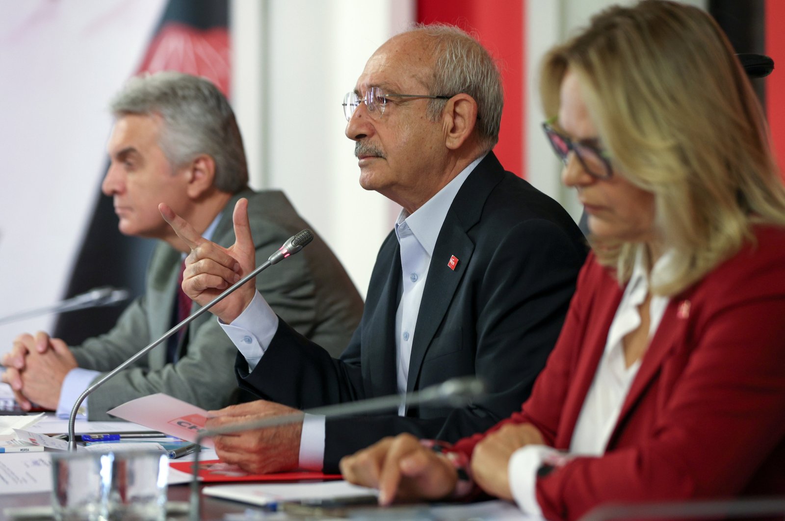 The Republican People&#039;s Party (CHP) Chair Kemal Kılıçdaroğlu presides over his party&#039;s council meeting at CHP headquarters in Ankara, Türkiye, Sept. 26, 2023. (AA Photo)