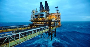 A section of the BP ETAP (Eastern Trough Area Project) oil platform in the North Sea, around 160 kilometers (100 miles) east of Aberdeen, Scotland, Feb. 24, 2014. (AFP Photo)