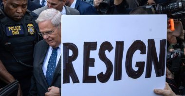 U.S. Senator Bob Menendez (2nd L) departs a court in New York City, U.S., Sept. 27, 2023. (AFP Photo)