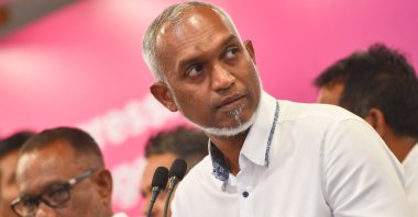 People&#039;s National Congress (PNC) candidate Mohamed Muizzu speaks during a press conference in Male, the Maldives, Sept. 30, 2023. (AFP Photo)