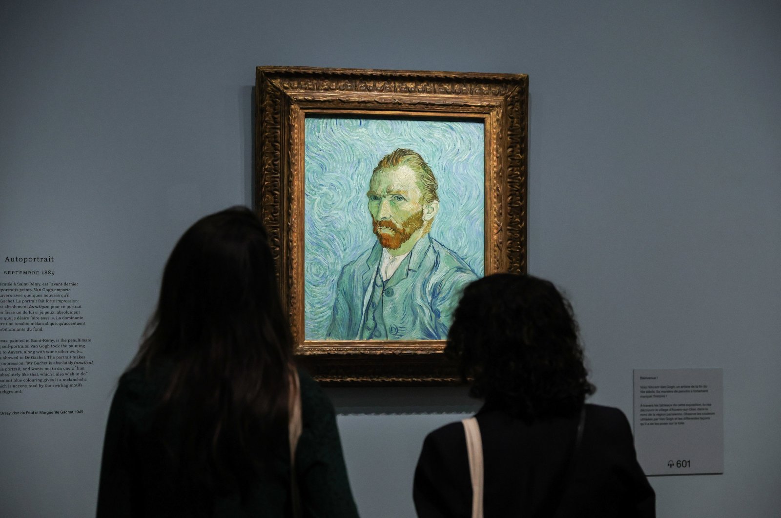 Visitors look at an autoportrait of Vicent Van Gogh during the press preview of the exhibition &quot;Van Gogh in Auvers sur Oise, last months&quot; at Orsay Museum, Paris, France, Sept. 29, 2023. (EPA Photo)