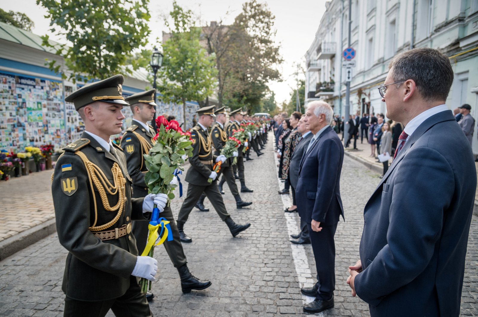 Ukrainian Foreign Minister Dmytro Kuleba and European Union Foreign Policy Chief Josep Borrell visit the Memory Wall of Fallen Defenders of Ukraine, in Kyiv, Ukraine, Oct. 2, 2023. (Reuters Photo)