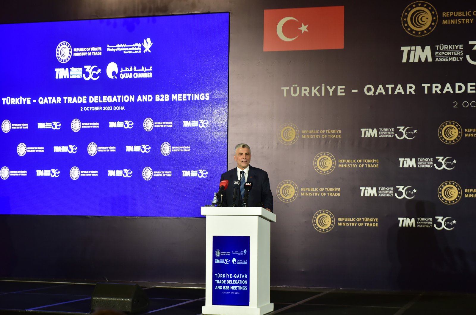 Trade Minister Ömer Bolat delivers a speech during the Türkiye-Qatar Trade Delegation meeting, Doha, Qatar, Oct. 2, 2023. (IHA Photo)