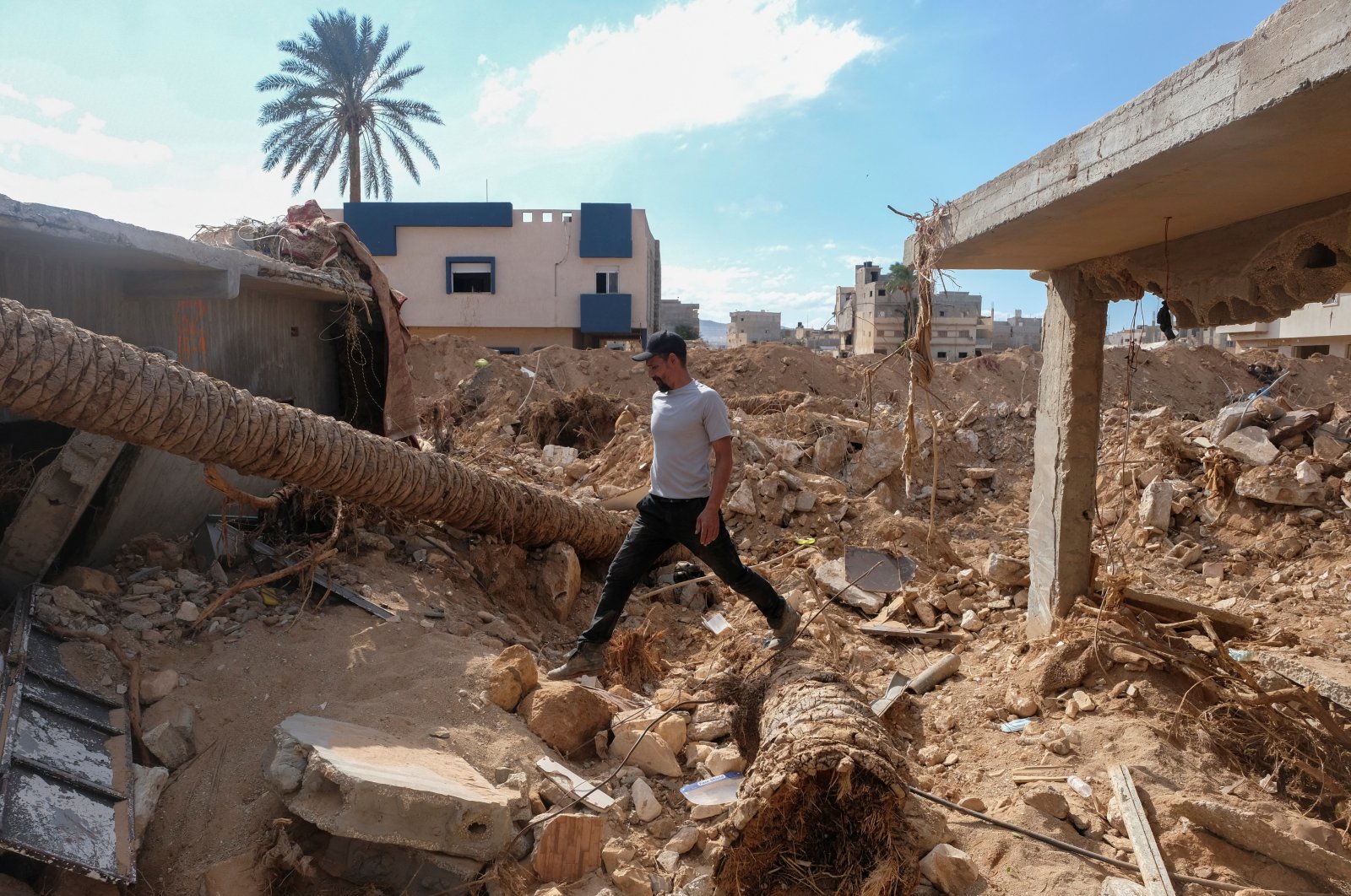 Libya reconstruction, relief hampered by political division: UN