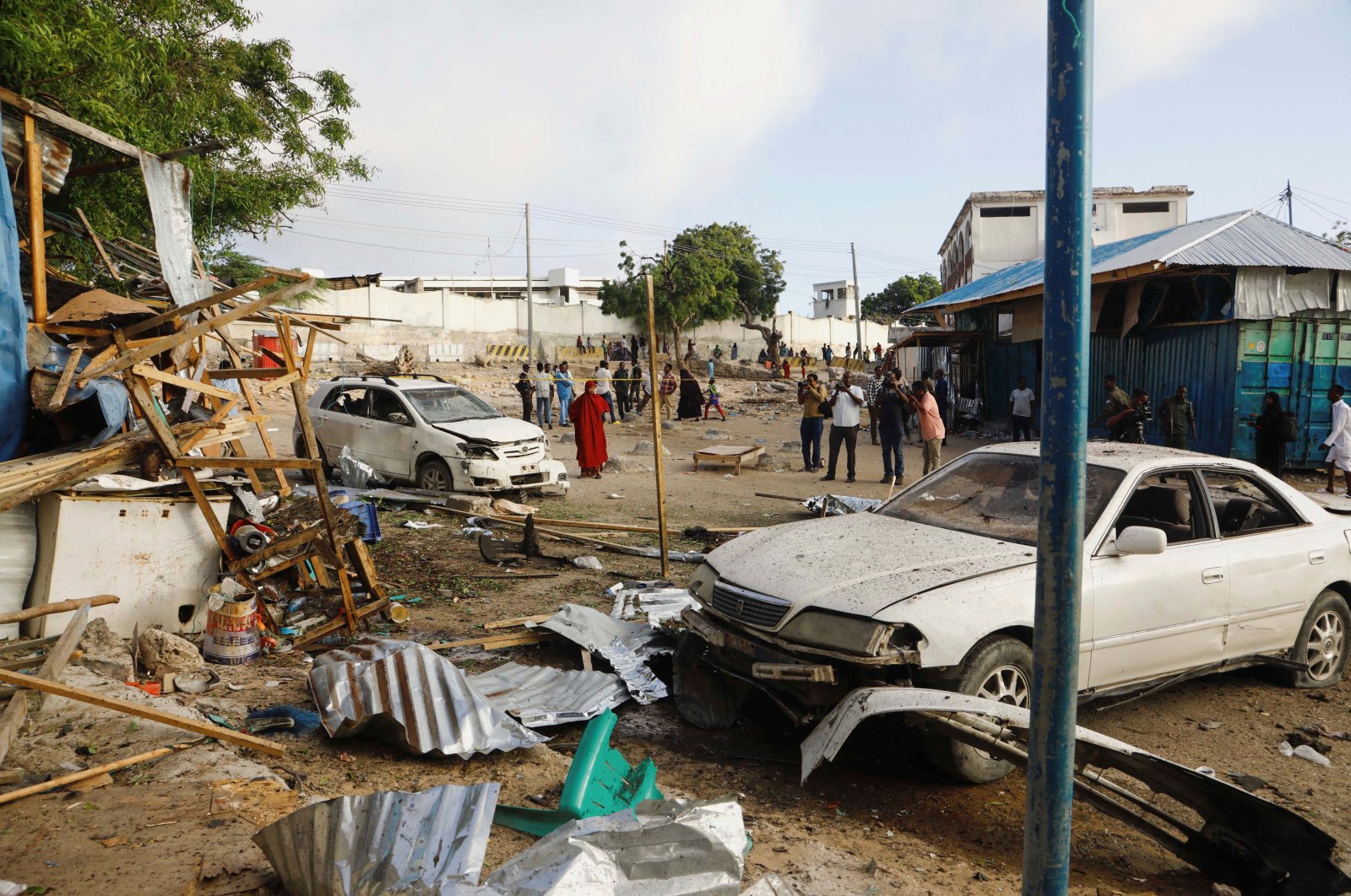 A general view shows the scene of an explosion by a suspected member of al-Shabab, at a shop selling tea near a security checkpoint on a road leading to Parliament and the presidential office, in Mogadishu, Somalia, Sept. 29, 2023. (Reuters Photo)