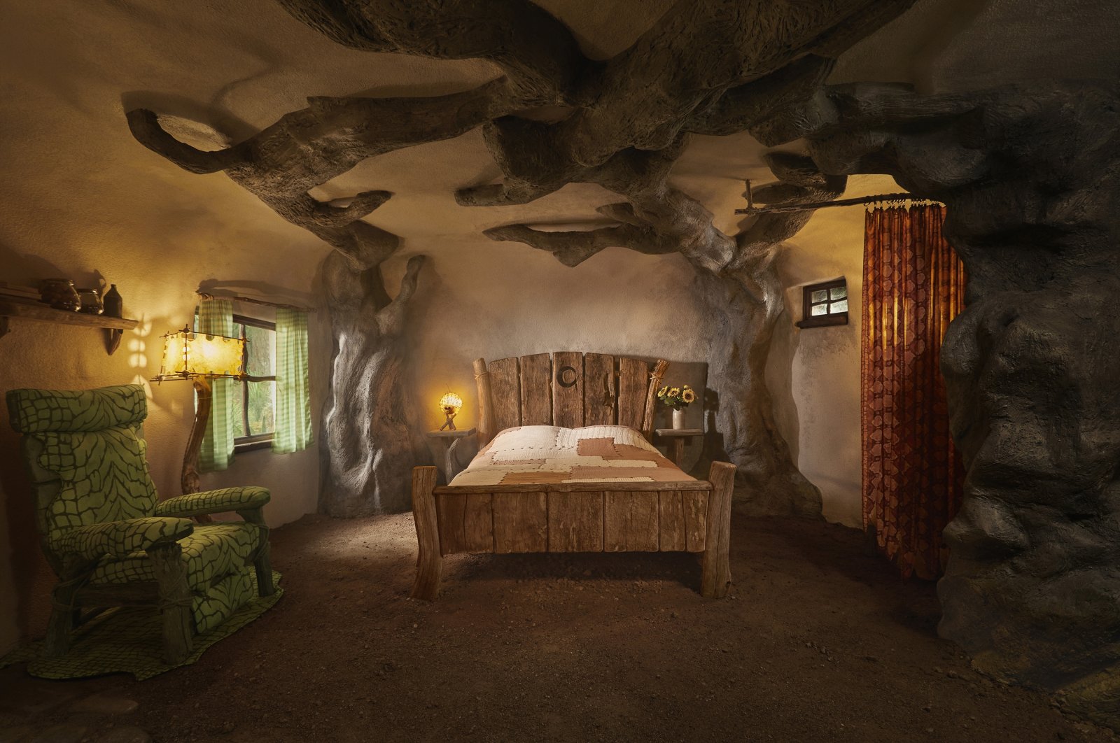 Shrek&#039;s swamp will offer guests the opportunity to &quot;relax in the ambiance of earwax candlelight.&quot; (dpa Photo)