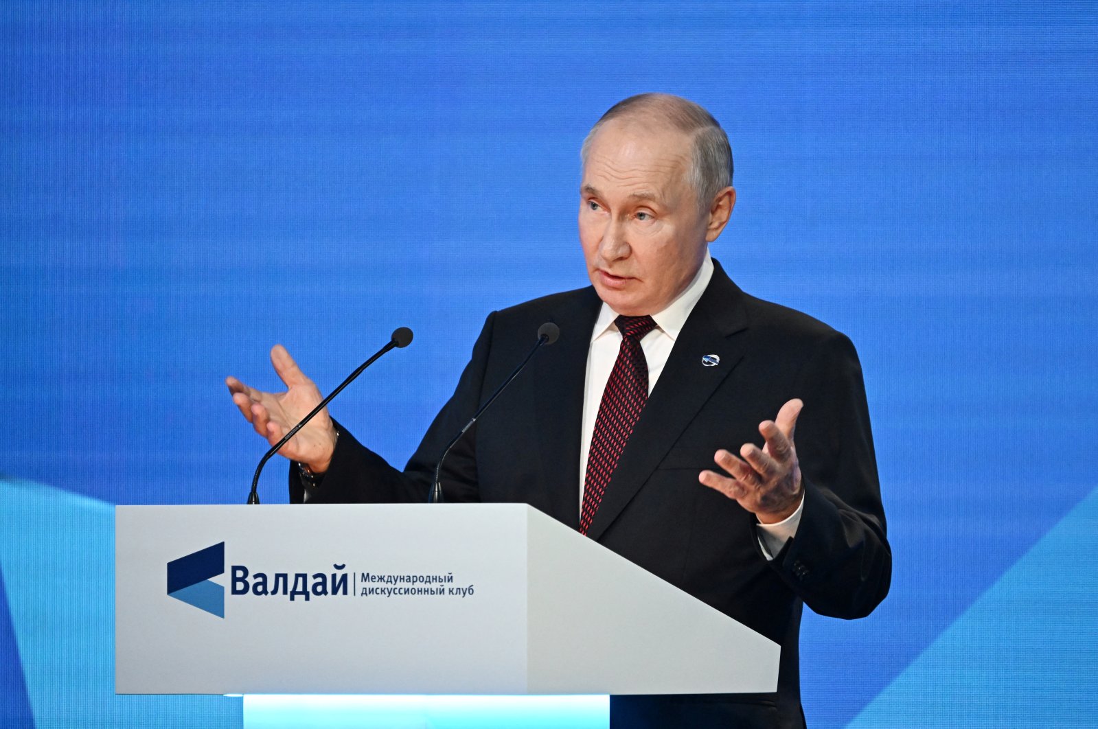 Russian President Vladimir Putin delivers a speech at the 20th Annual Meeting of the Valdai Discussion Club in Sochi, Russia, Oct. 5, 2023. (Sputnik via Reuters)