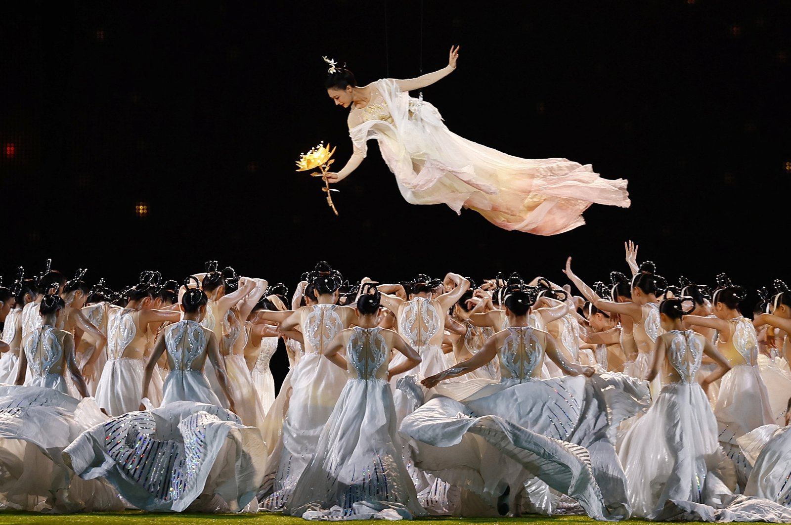 Performers during the closing ceremony of the Asian Games, Hangzhou, China, Oct. 8, 2023. (Reuters Photo)