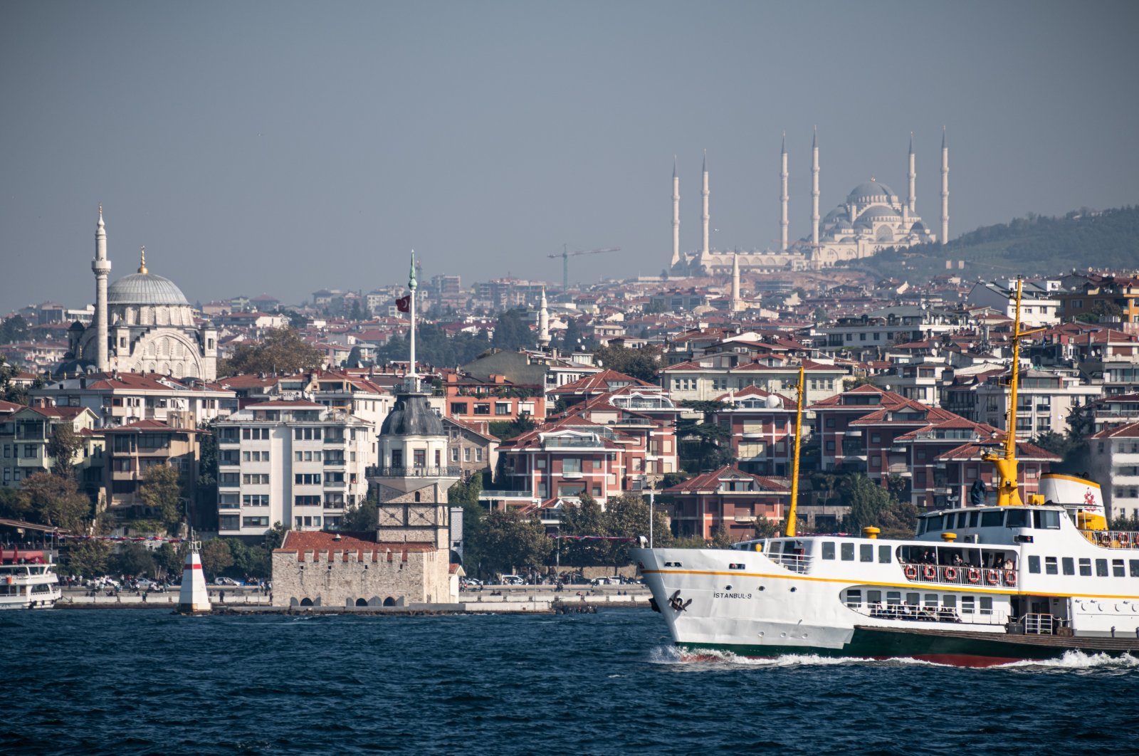Tourists and Turkish citizens in Istanbul, the largest city in Türkiye, transited the Bosporus on passenger ferry boats and car transfer ferries on a sunny autumn day, Istanbul, Türkiye, Oct. 23, 2021. (Getty Images Photo)