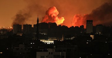 A ball of fire erupts after an Israeli airstrike, Gaza City, Palestine, Oct. 12, 2023. (AFP Photo)