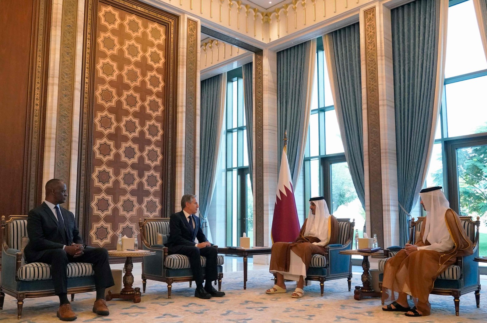 U.S. Secretary of State Antony Blinken (C-L) meets with Qatar&#039;s Emir Sheikh Tamim bin Hamad al-Thani (C-R) in Lusail on Oct. 13, 2023. (AFP Photo)