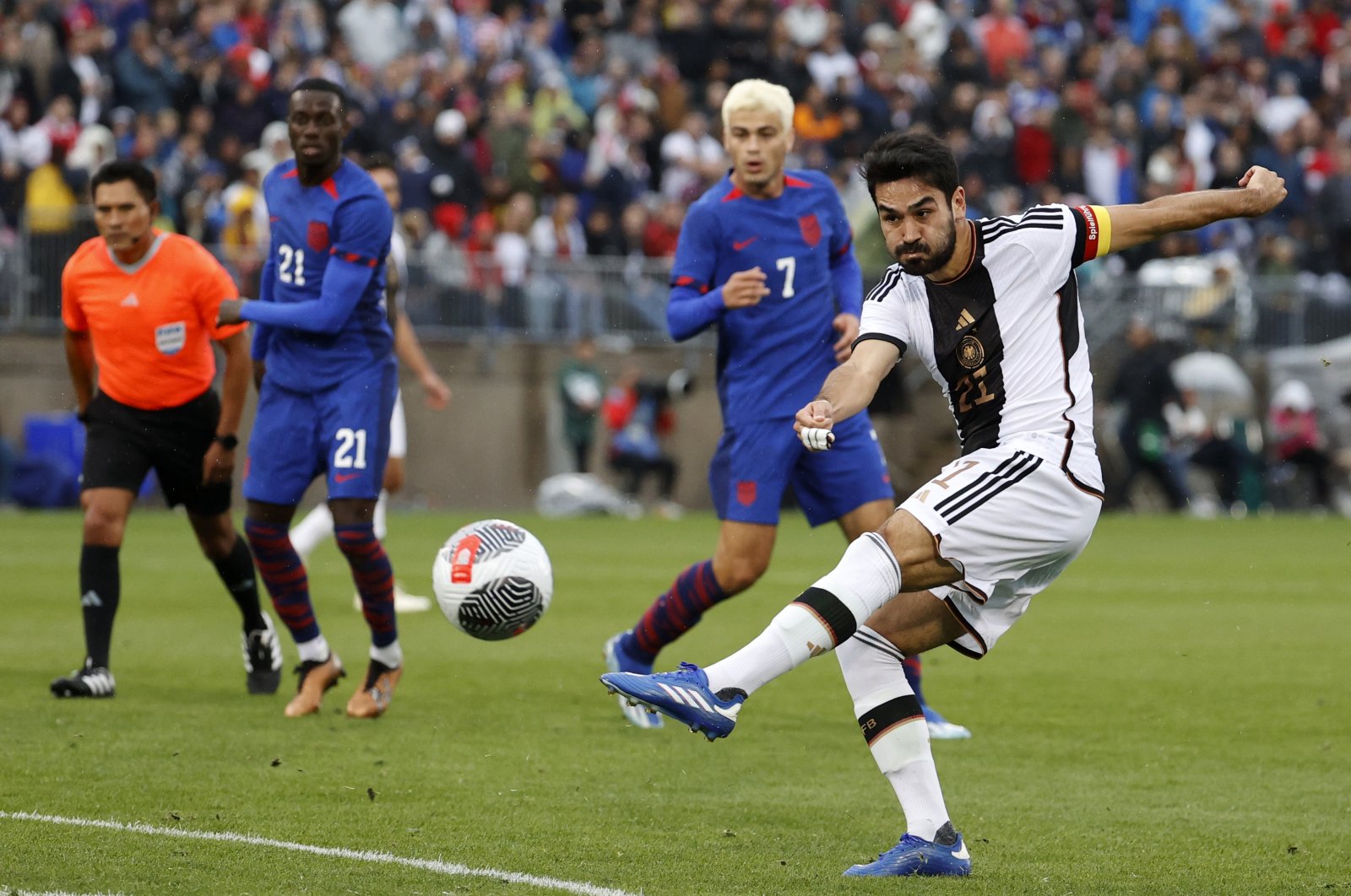 Germany midfielder Ilkay Gündoğan (R) fires a shot during a match between the United States and Germany at Pratt &amp; Whitney Stadium, East Hartford, Connecticut, U.S., Oct. 14, 2023. (Getty Images Photo)